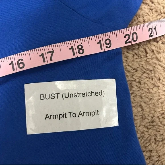 MASS MoCA Blue White Long Sleeve T-Shirt Top Women’s Size Medium - Picture 7 of 8